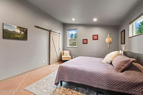 Bedroom - 55 Sunray Dr, Hope, ID 83836 photo 5 of 5