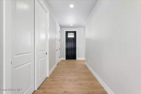Entry Way - 3510 N Cyprus Fox Lp Lp, Post Falls, ID 83854 photo 2 of 2