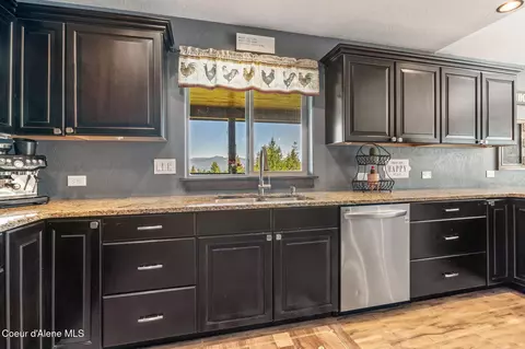 Kitchen - 603 Schneiders Rd, Sagle, ID 83860 photo 1 of 4