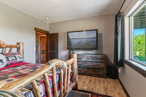 Bedroom - 603 Schneiders Rd, Sagle, ID 83860 photo 2 of 6