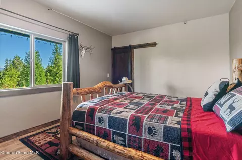 Bedroom - 603 Schneiders Rd, Sagle, ID 83860 photo 5 of 6