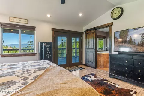 Bedroom - 603 Schneiders Rd, Sagle, ID 83860 photo 4 of 6