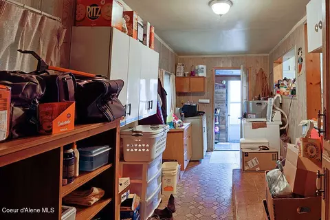 Entry Way - 164 W Fork Pine Creek Rd, Pinehurst, ID 83850 photo 2 of 2