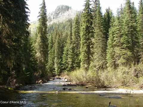 Nna S Smith Creek Rd, Bonners Ferry, ID 83805