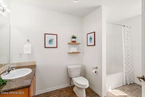 Bath - 310 N Promenade Loop # 210, Post Falls, ID 83854 photo 2 of 2