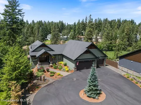 11667 N Eastshore Dr, Hayden, ID 83835
