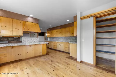 Kitchen - 5239 E Dodd Rd, Hayden, ID 83835 photo 3 of 3