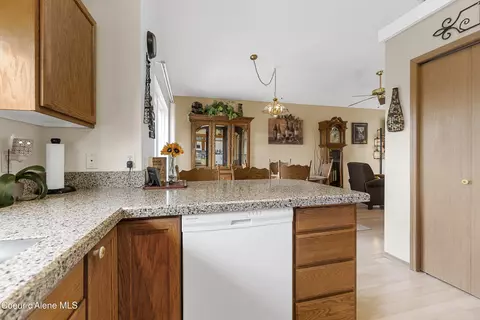 Kitchen - 635 N Divot Ave, Post Falls, ID 83854 photo 4 of 4