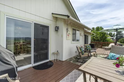 Exterior - 635 N Divot Ave, Post Falls, ID 83854 photo 8 of 9