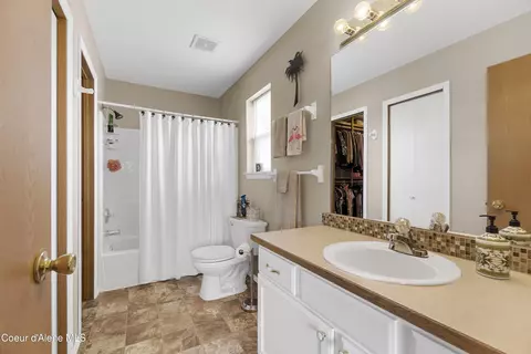 Bath - 635 N Divot Ave, Post Falls, ID 83854 photo 3 of 4
