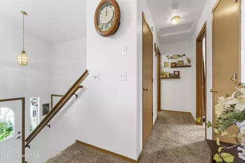 Entry Way - 635 N Divot Ave, Post Falls, ID 83854 photo 1 of 3