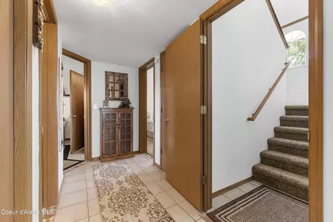 Entry Way - 635 N Divot Ave, Post Falls, ID 83854 photo 2 of 3