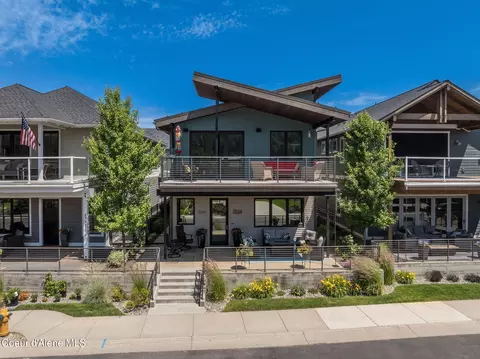 1705 W Bellerive Ln, Coeur D'alene, ID 83814