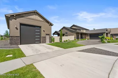 3811 N Foxtail Rd, Post Falls, ID 83854