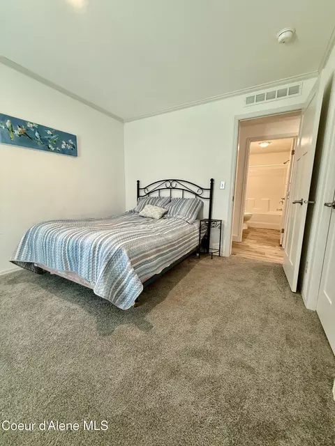 Bedroom - 606 Yellowstone Ave #25, Silverton, ID 83867 photo 5 of 7
