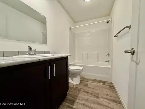 Bath - 606 Yellowstone Ave #25, Silverton, ID 83867 photo 1 of 6