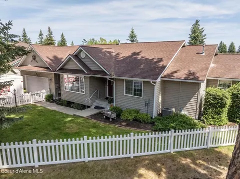 8846 N Clarkview Pl, Hayden, ID 83835