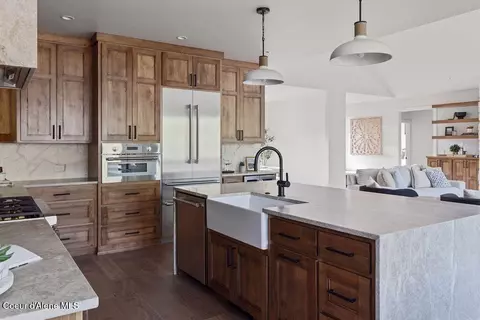 Kitchen - 3861 E Winray Dr, Hayden, ID 83835 photo 13 of 16