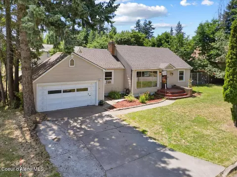 2224 E Coeur D Alene Ave, Coeur D'alene, ID 83814