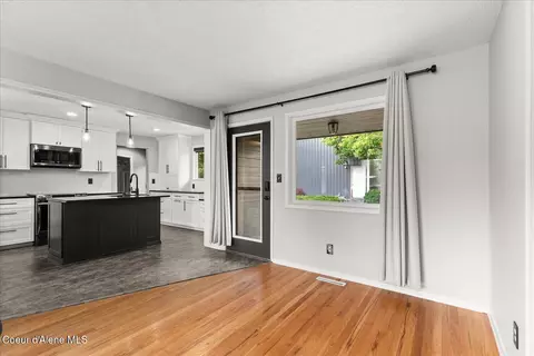 Living - 502 W 14th Ave, Post Falls, ID 83854 photo 1 of 5