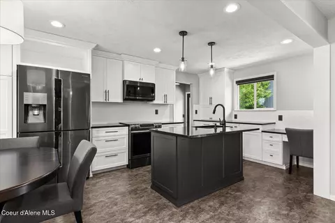Kitchen - 502 W 14th Ave, Post Falls, ID 83854 photo 1 of 8
