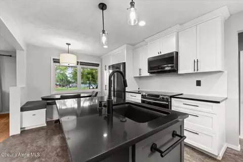 Kitchen - 502 W 14th Ave, Post Falls, ID 83854 photo 6 of 8