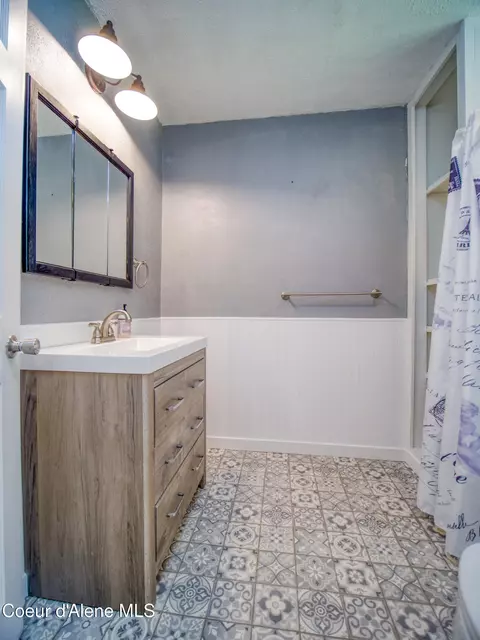 318 E 4th Ave, Post Falls, ID 83854 photo 20