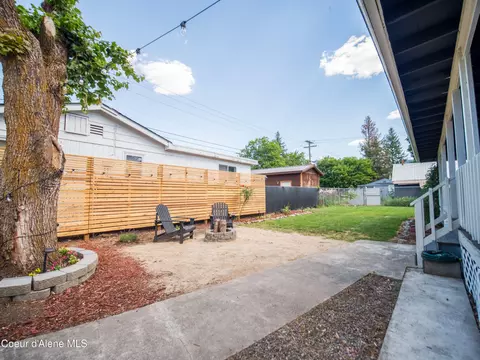 318 E 4th Ave, Post Falls, ID 83854 photo 9