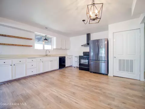 318 E 4th Ave, Post Falls, ID 83854 photo 11