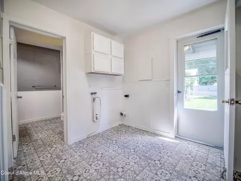 318 E 4th Ave, Post Falls, ID 83854 photo 23