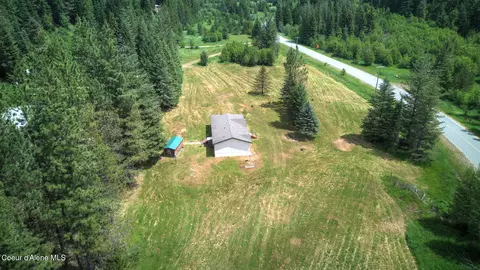 5287 Rapid Lightning Rd, Sandpoint, ID 83864 photo 2