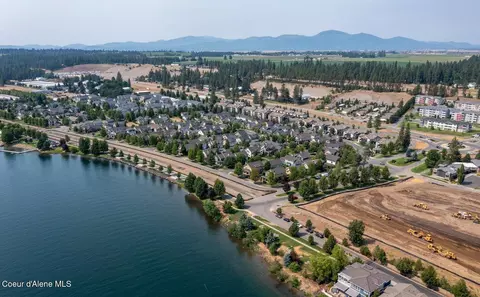 3954 W Shoreview Ln, Coeur D'alene, ID 83814