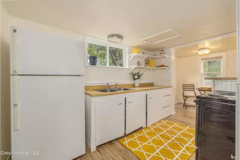 Kitchen - 626 Moon Gulch Rd, Kellogg, ID 83837 photo 1 of 3