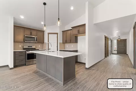 Entry Way - 778 E Valley St S, Oldtown, ID 83822 photo 1 of 5