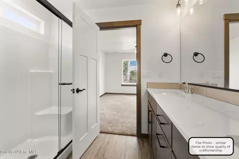 Bath - 778 E Valley St S, Oldtown, ID 83822 photo 3 of 3