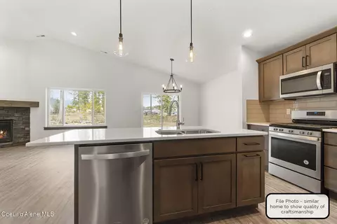 Kitchen - 778 E Valley St S, Oldtown, ID 83822 photo 2 of 2