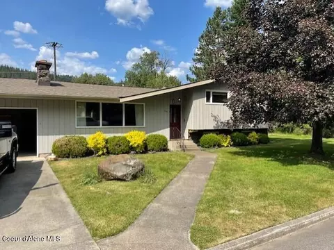 204 W Oak Ave, Osburn, ID 83849