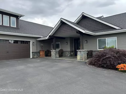 2577 N Abigail St, Post Falls, ID 83854