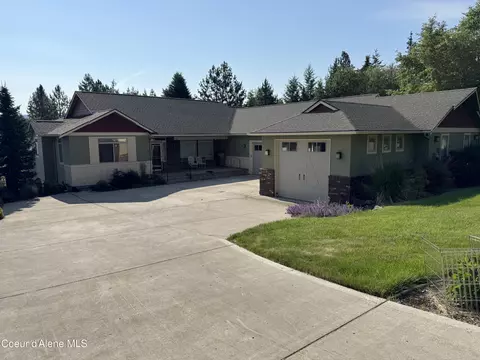 12916 N Hauser Lk Rd, Hauser, ID 83854