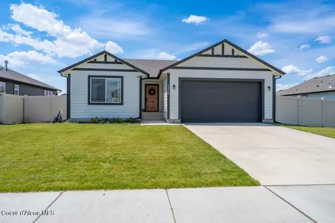 10514 N Liverpool Loop, Hayden, ID 83835