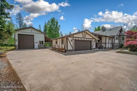 11268 N Friar Dr, Hayden, ID 83835
