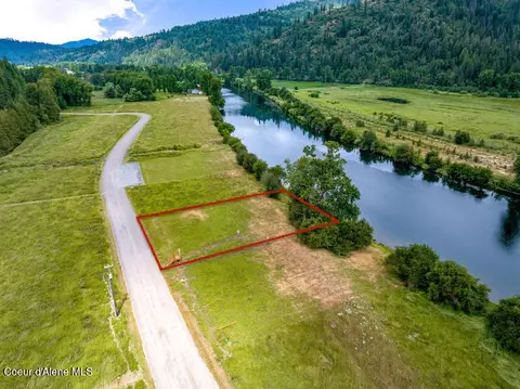 12 Horn Hooked Ln, Saint Maries, ID 83861
