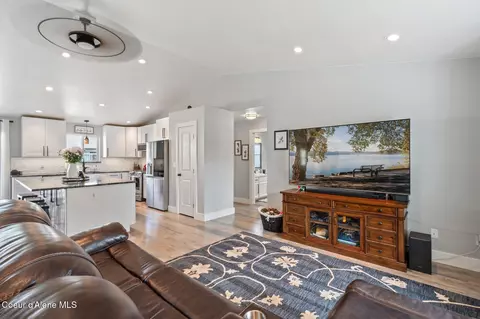 8446 N Boysenberry Loop, Hayden, ID 83835 photo 8