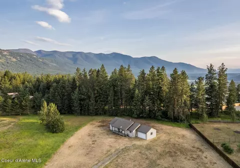 156 Promise Ln, Moyie Springs, ID 83845