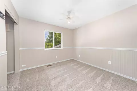 870 E Cloverleaf Dr, Hayden, ID 83835 photo 24