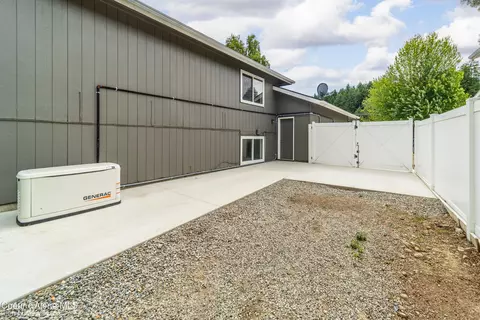 870 E Cloverleaf Dr, Hayden, ID 83835 photo 41