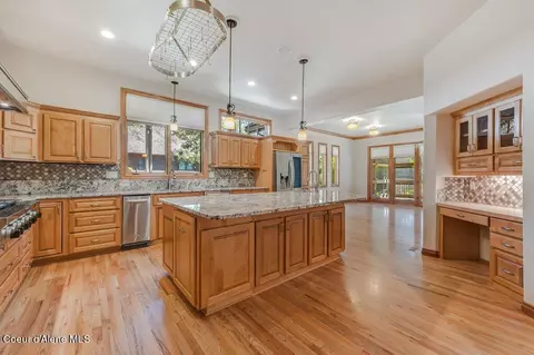 Kitchen - 1692 E Pebblestone Ct, Hayden, ID 83835 photo 1 of 4