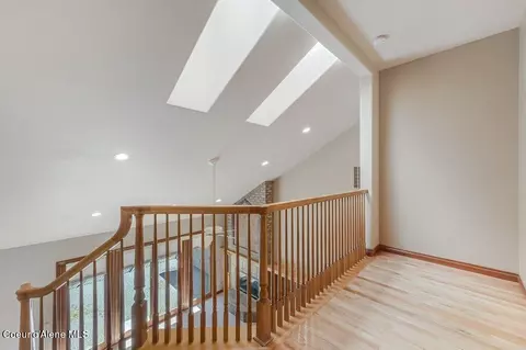 Entry Way - 1692 E Pebblestone Ct, Hayden, ID 83835 photo 4 of 5