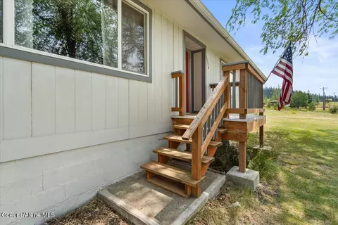 1596 8th St, Plummer, ID 83851 photo 4