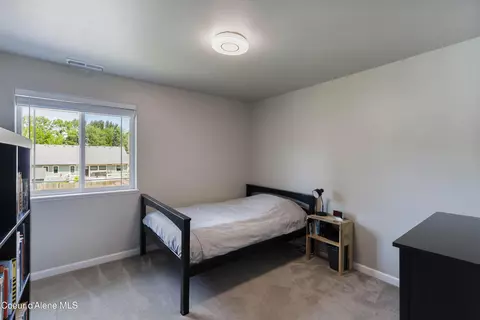 Bedroom - 215 Brittany Loop, Kootenai, ID 83840 photo 5 of 6